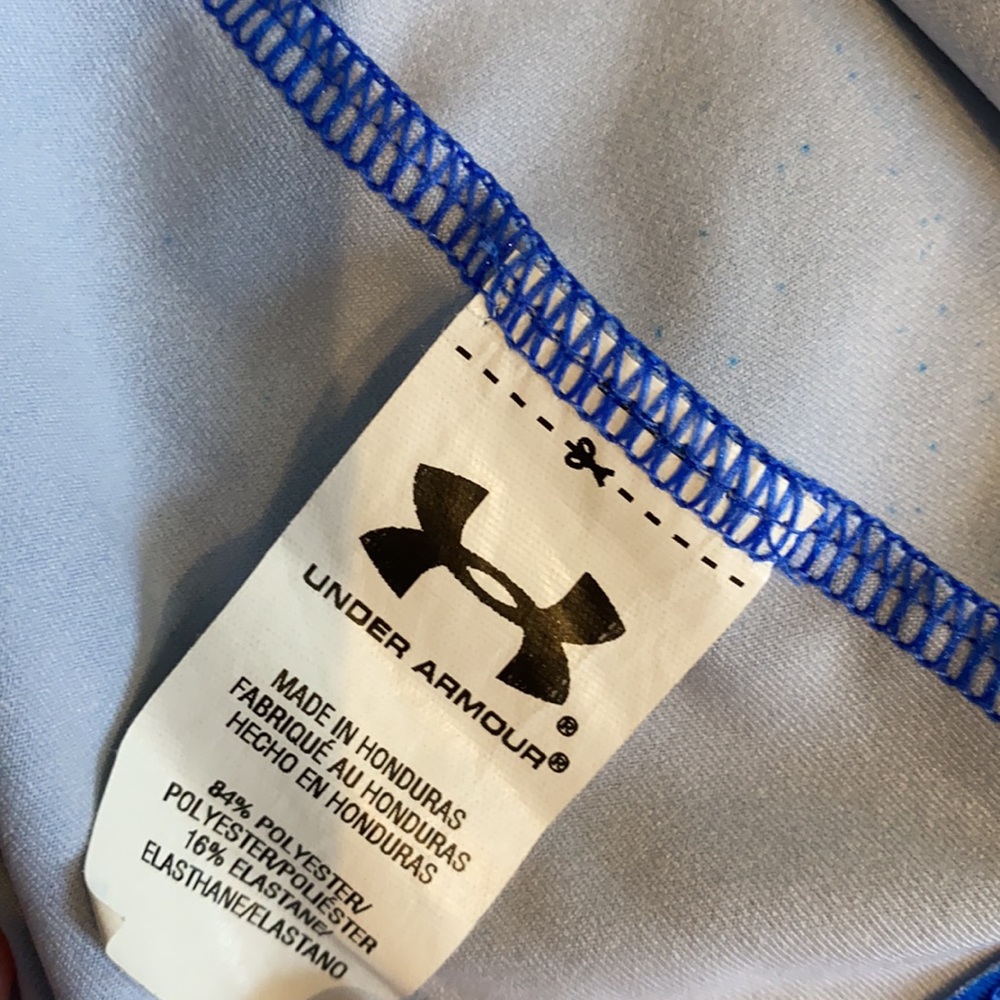 Under Armour Tee - Picture 5 of 5